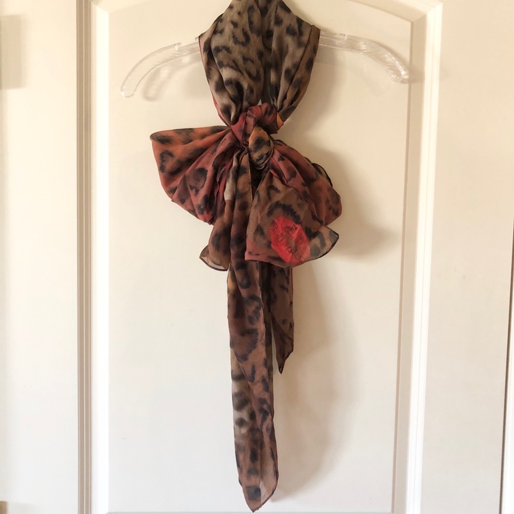 Chico's NWT Leopard Print Scarf Stand Up To Cancer Lip Wrap Sarong Large